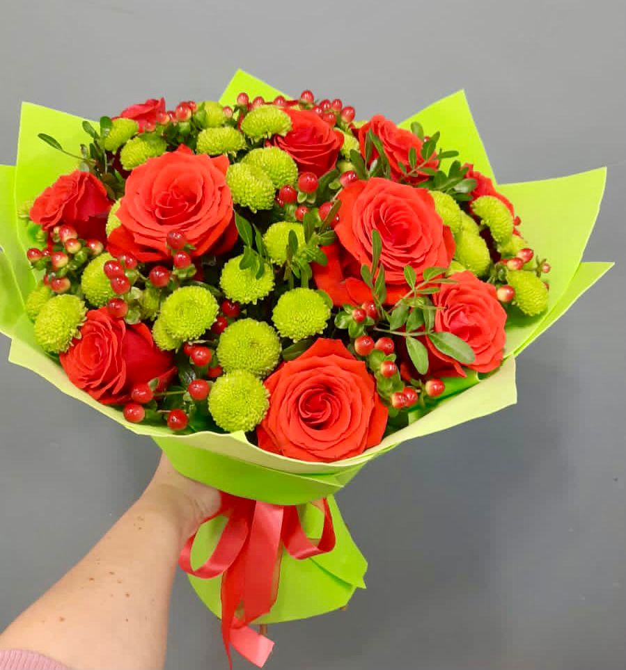 Букет цветов из: Хризантемы и Розы в Аксёново-Зиловском