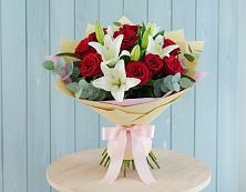 Букет цветов из:  Лилии и Розы в Аксёново-Зиловском