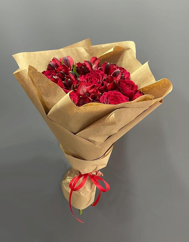 Букет цветов из: Альстромерии и Розы в Аксёново-Зиловском