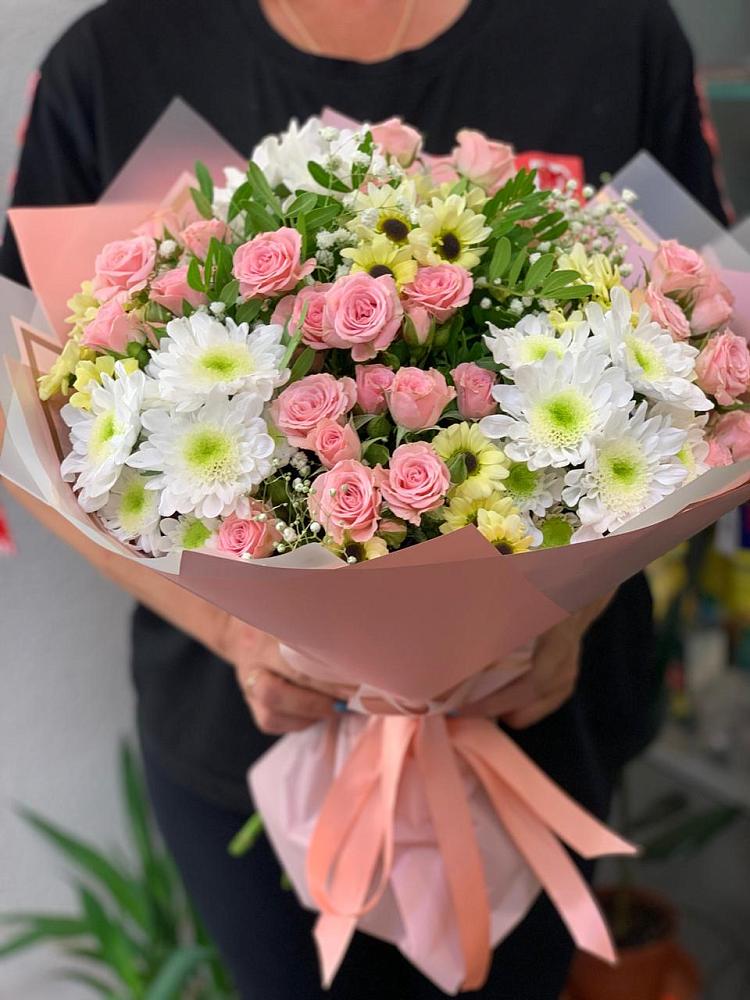 Букет цветов из: Розы и Хризантемы в Аксёново-Зиловском