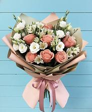 Букет цветов из:  Розы, Альстромерии и Лизиантусы в Аксёново-Зиловском