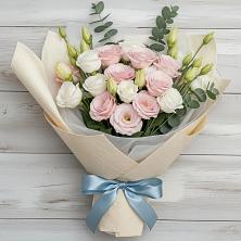 Букет цветов из:  Лизиантусы в Аксёново-Зиловском