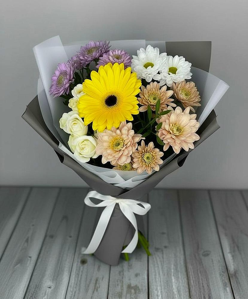Букет цветов из: Розы, Герберы и Хризантемы в Аксёново-Зиловском