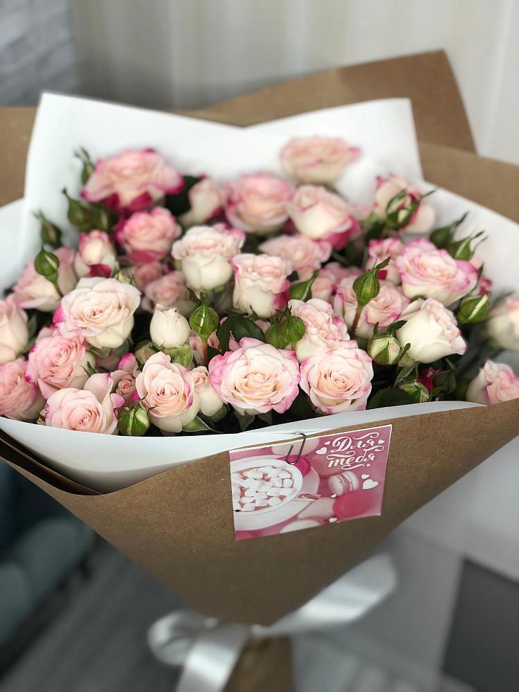 Букет цветов из: Розы в Аксёново-Зиловском