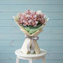 Букет цветов из:  Орхидеи и Розы в Аксёново-Зиловском