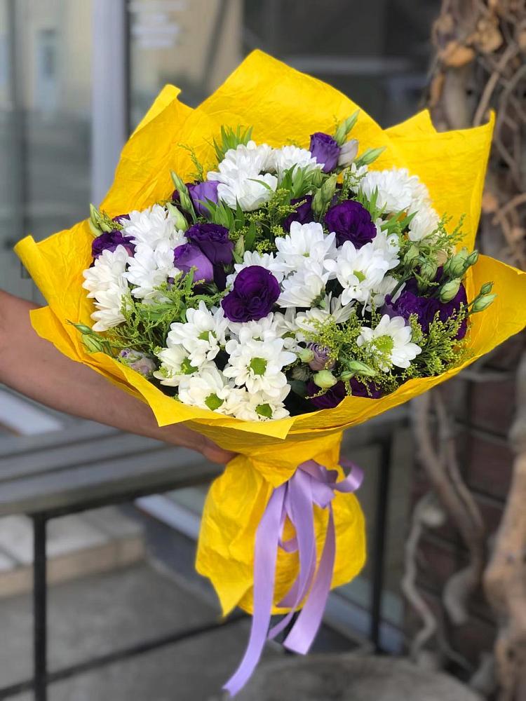 Букет цветов из: Ирисы, Хризантемы и Ромашки в Аксёново-Зиловском