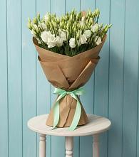 Букет цветов из:  Лизиантусы в Аксёново-Зиловском