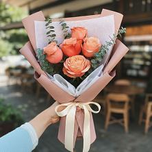 Букет цветов из:  Розы в Аксёново-Зиловском