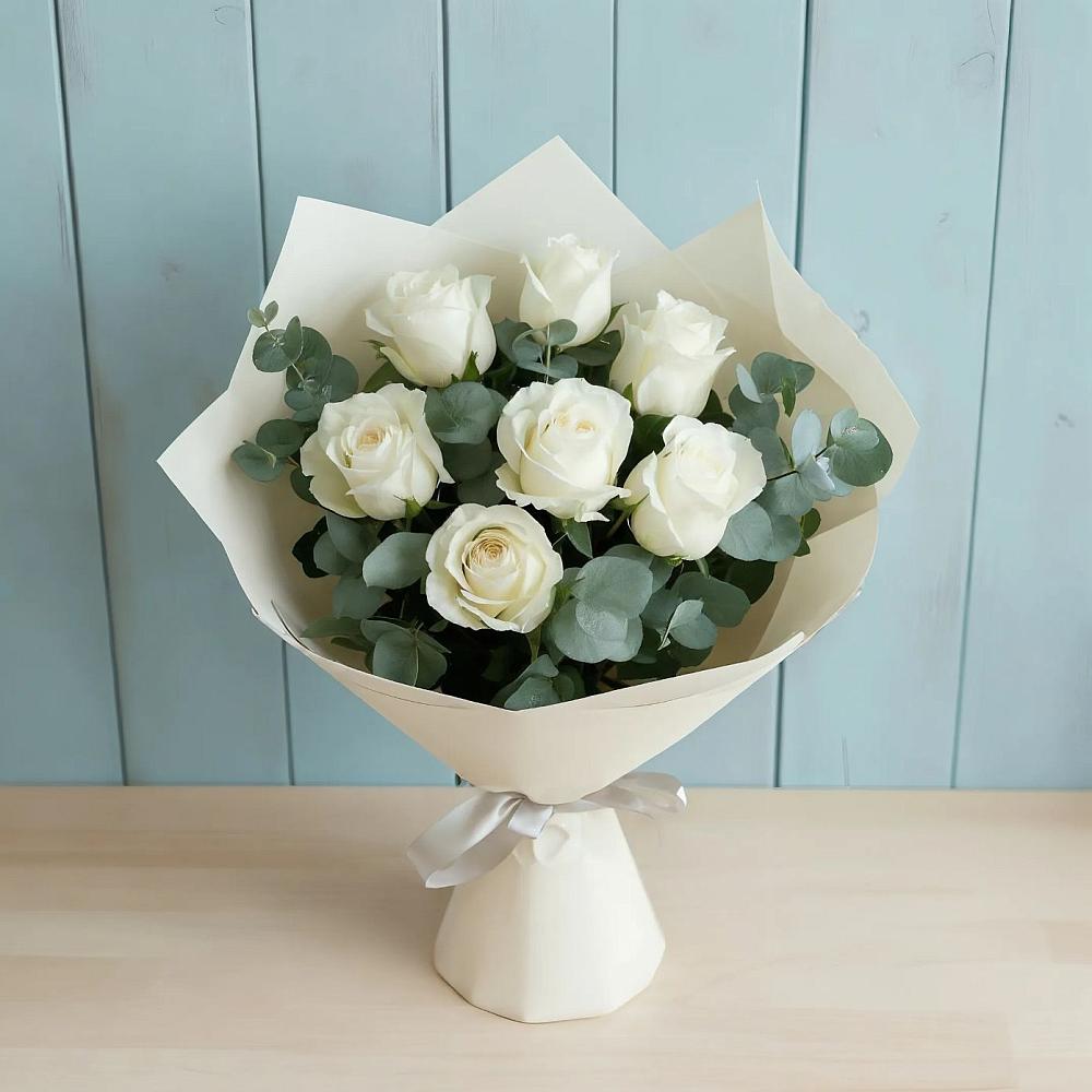 Букет Белые розы в Эвкалипте в Аксёново-Зиловском