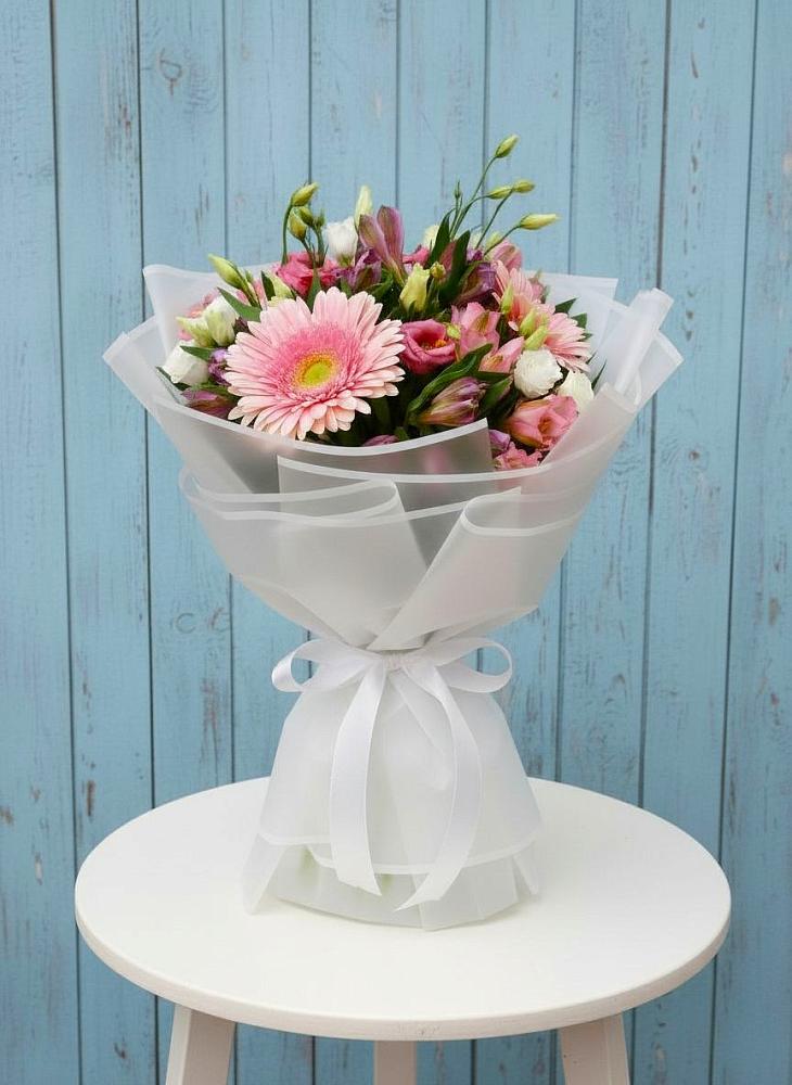 Букет цветов из: Герберы, Альстромерии и Лизиантусы в Аксёново-Зиловском