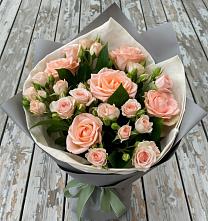 Букет цветов из:  Розы в Аксёново-Зиловском