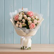 Букет цветов из:  Розы в Аксёново-Зиловском
