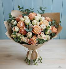 Букет цветов из:  Альстромерии и Розы #REPLACE_PRED# Аксёново-Зиловском