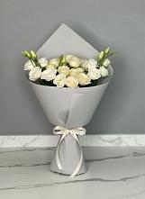 Букет цветов из:  Розы и Лизиантусы в Аксёново-Зиловском